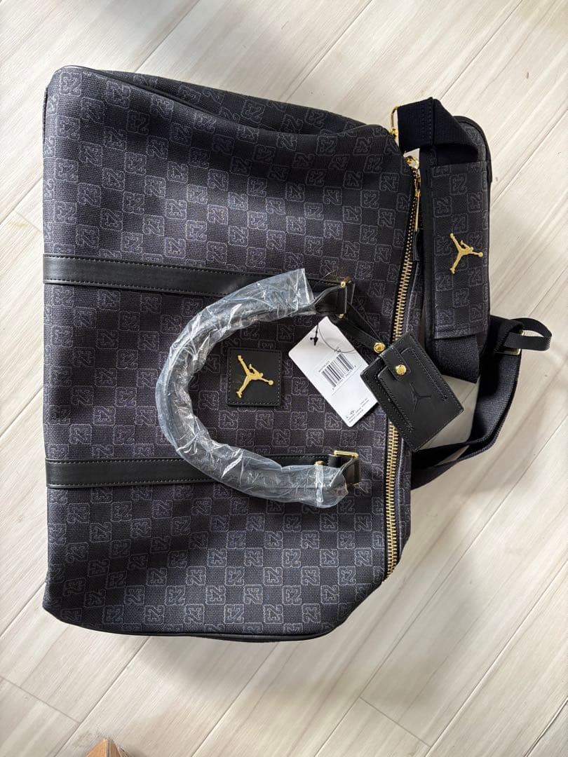 バッグ JORDAN BRAND MONOGRAM DUFFLE BAG BLACK Air Jordan Monogram Duffle Bag 'Black' FJ6787-011