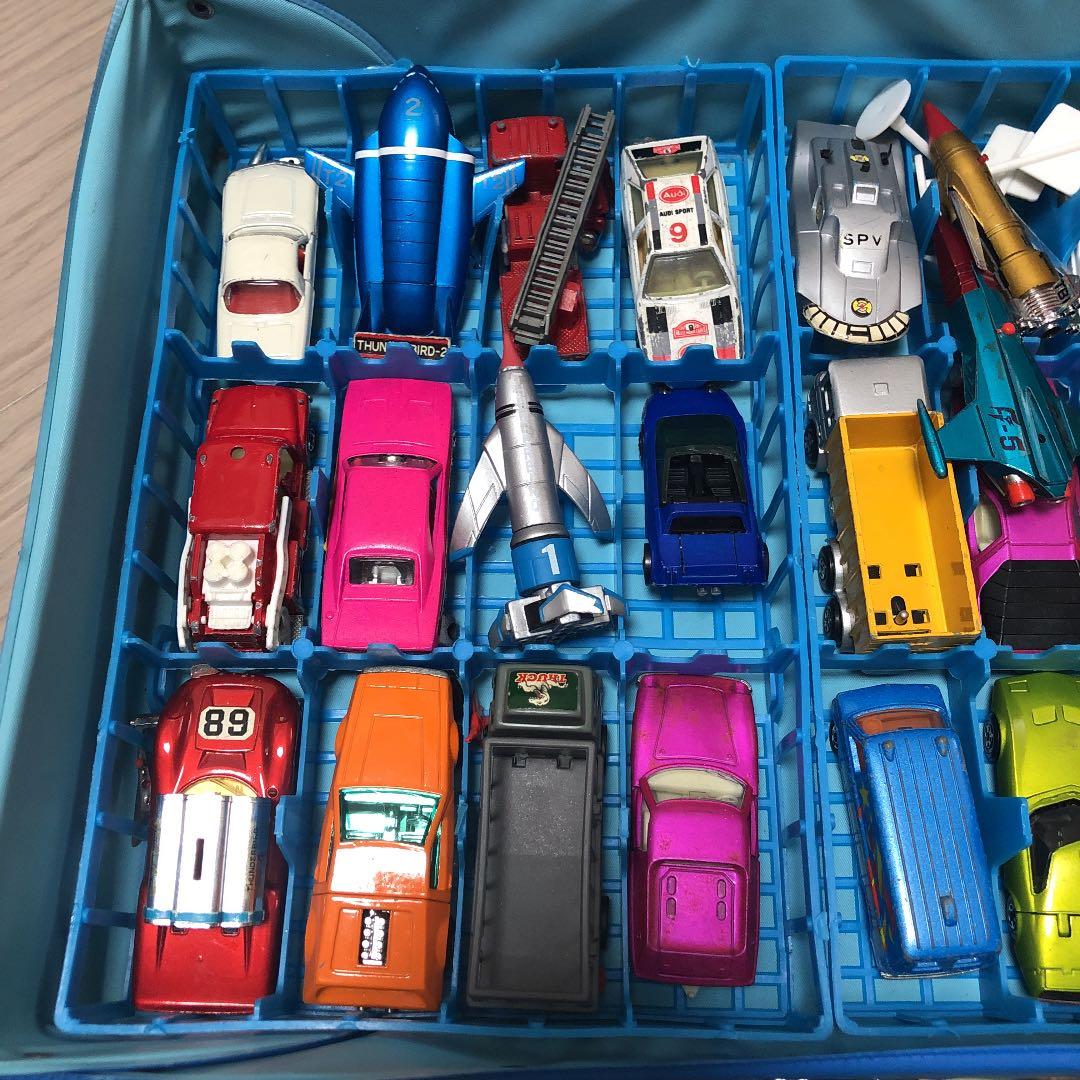 トミカ まとめ売り 希少 ミニカー 大量 ケースごと可 コレクション