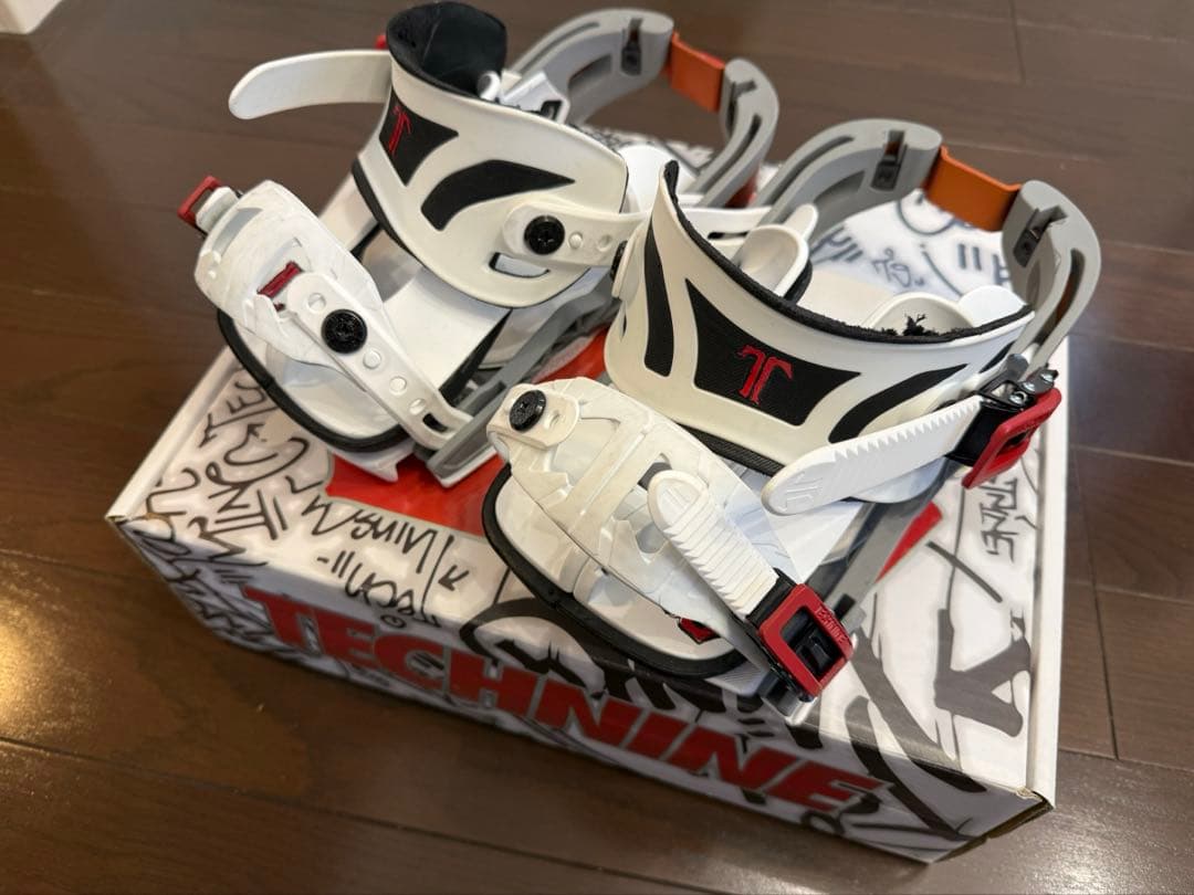 スノボ ビンディング TECHNINE T9 テックナインBINDING TECHNINE(テックナイン) スノーボード 板 メンズ 2点 セット グラトリ
