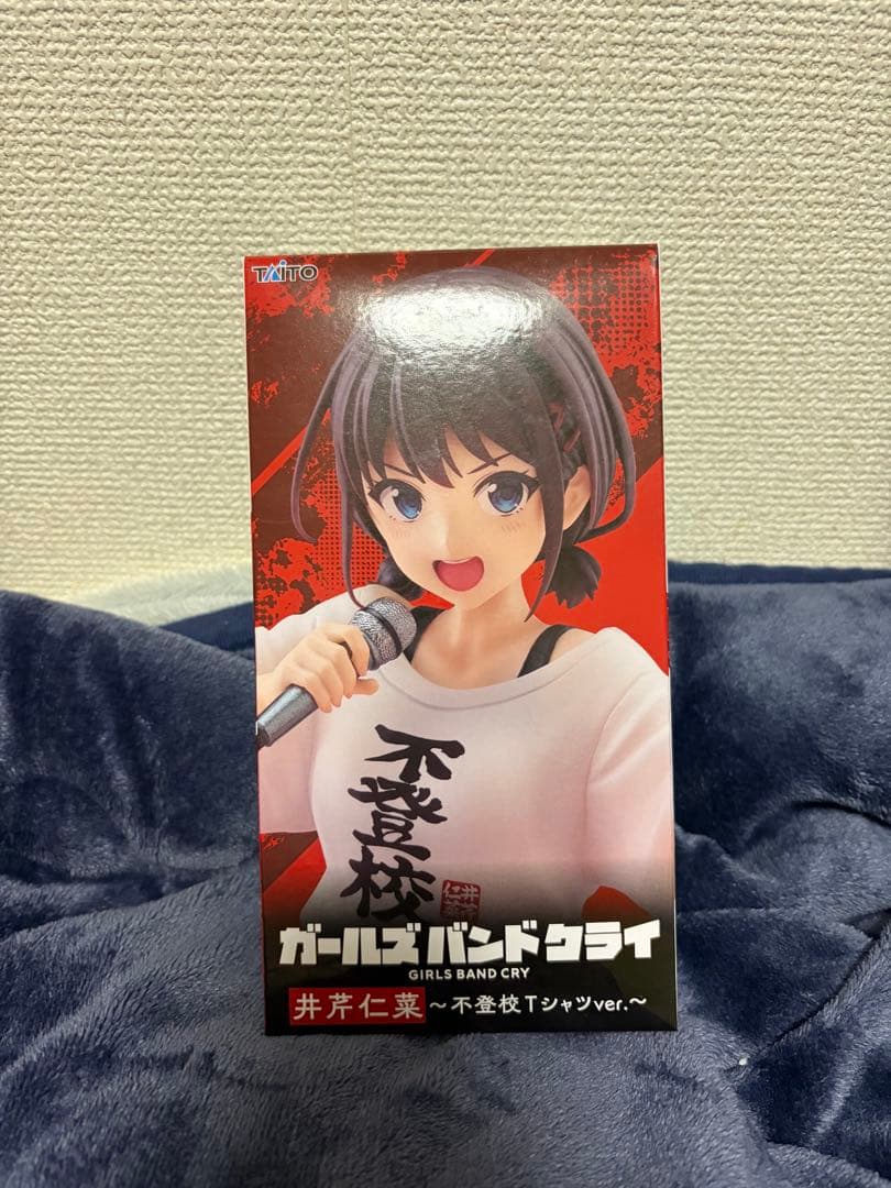 ガールズバンドクライ Coreful 井芹仁菜 不登校Tシャツver. - メルカリ