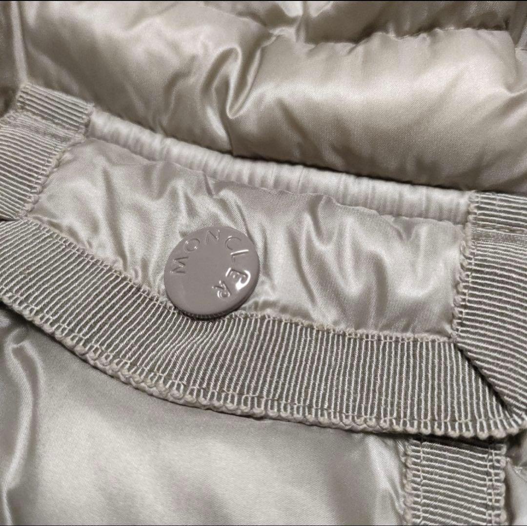 ひでにゃん様専用】モンクレール hermine シャンパンゴールド1 - メルカリ