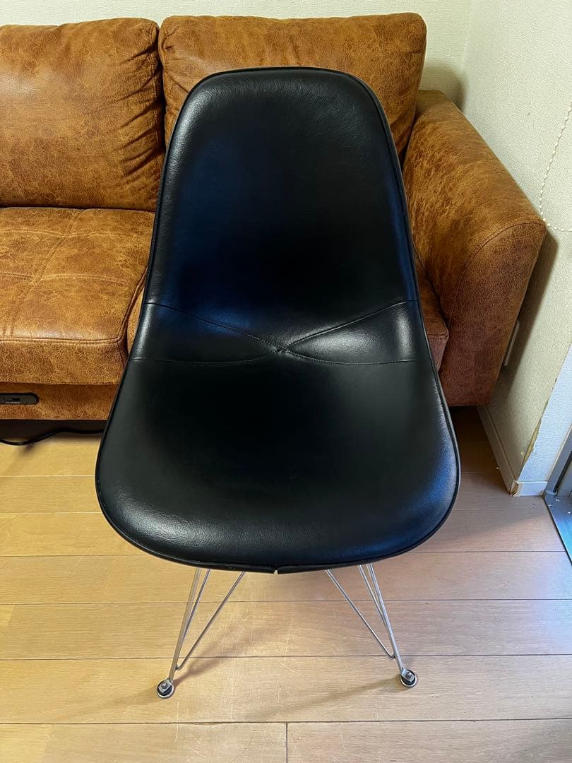 ハーマンミラー イームズ サイドシェルチェア 黒 刻印あり 中古 ハーマンミラー / Herman Miller Vitra サイドシェルチェア チャールズ