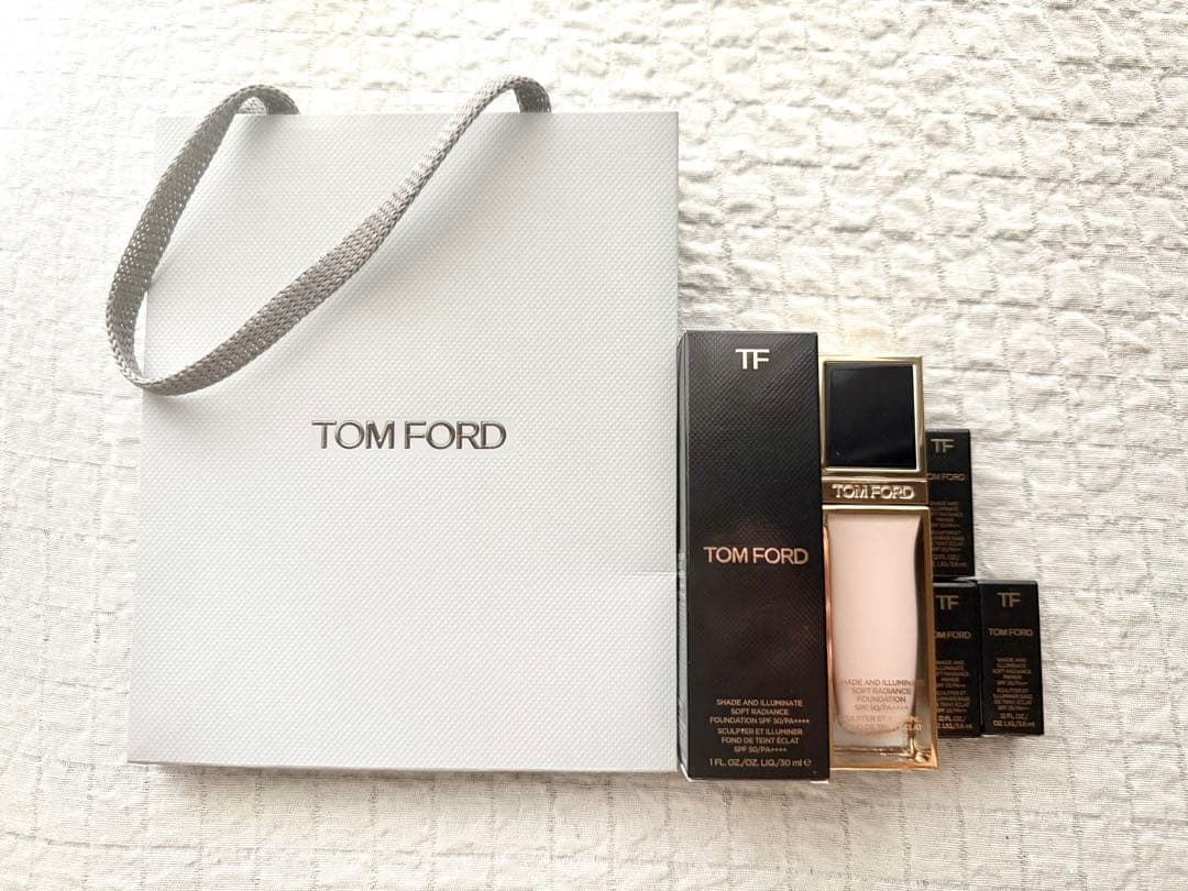 ＊トムフォード＊ シェイド アンド イルミネイト ソフト ラディアンス セット シェイド アンド イルミネイト ソフト ラディアンス ファンデーション