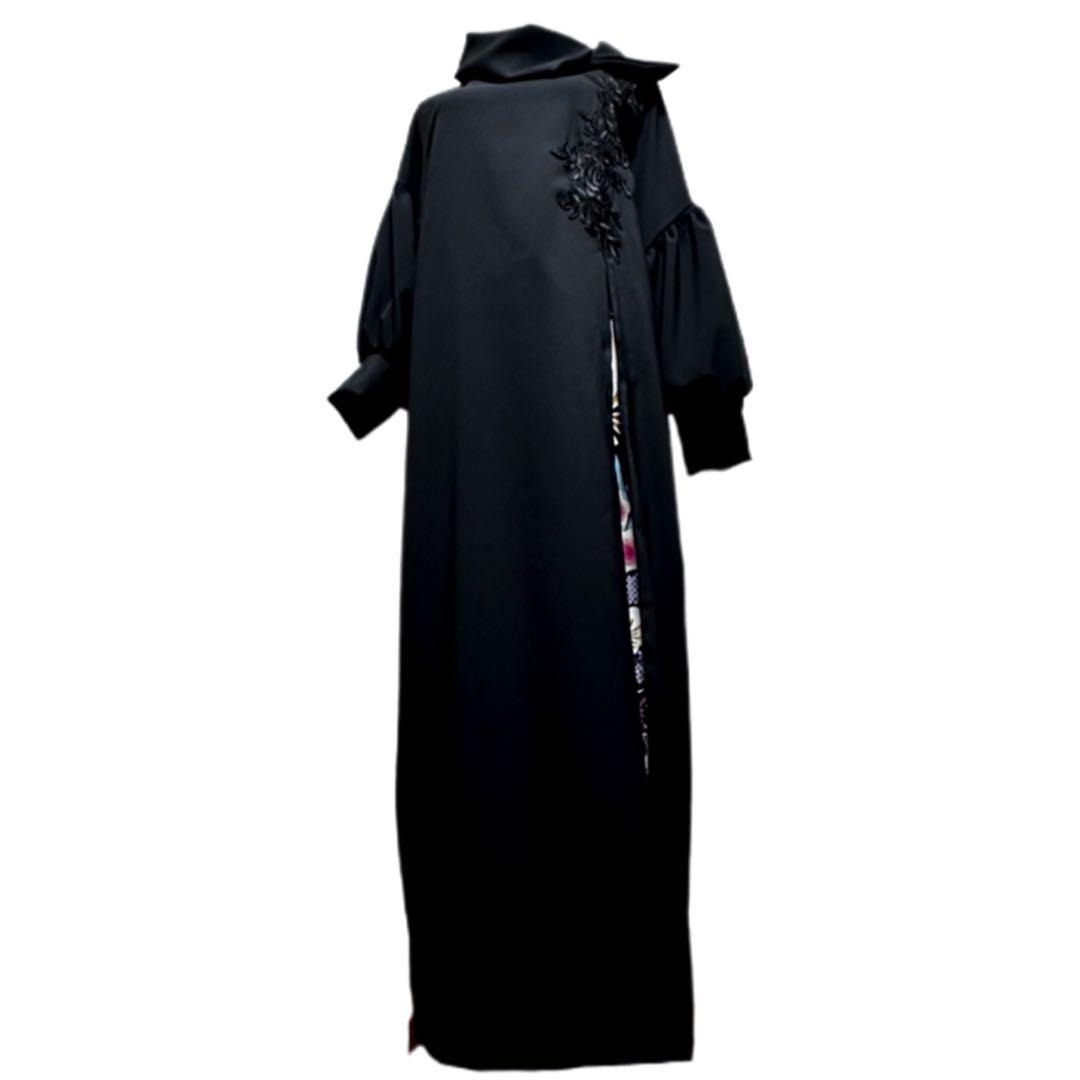 振袖 着物リメイク ドレス 黒×金彩椿や菊や梅 和柄 ワンピース