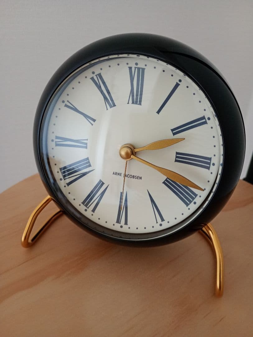 【美品・箱あり】アルネヤコブセン　時計　ローマンクラシック TableClock ROMAN CLASSIC | アルネ・ヤコブセンの正規販売店 Shinc