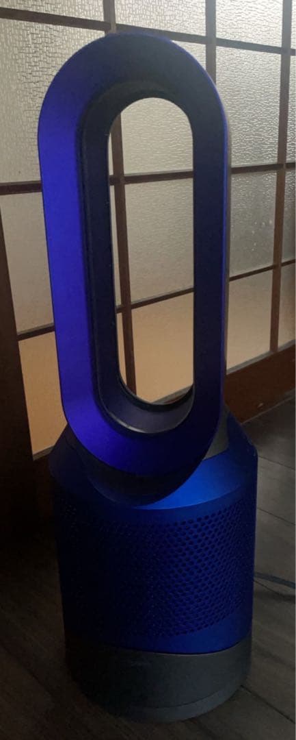 Dyson 温冷風機　青 羽根なしデザイン ダイソン、羽根のない楕円型スタイルのファンヒーター - 価格.com