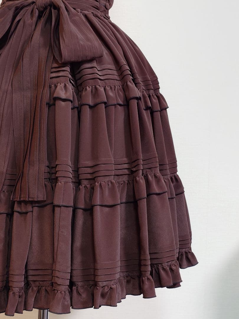 Metamorphose ピンタックティアードジャンパースカート ブラウン