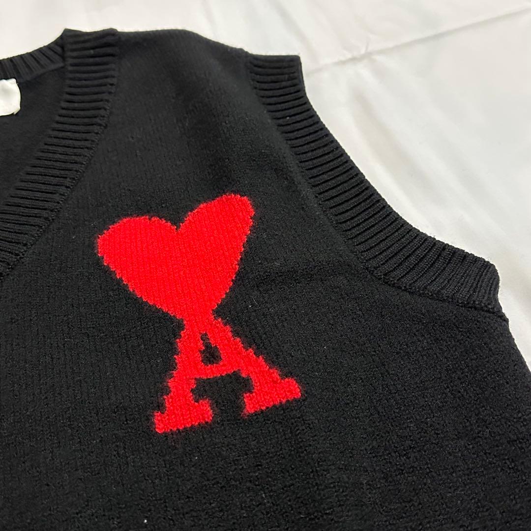 美品☆アミパリ☆ベスト☆ブラック☆男女兼用☆Sサイズ☆ハート☆