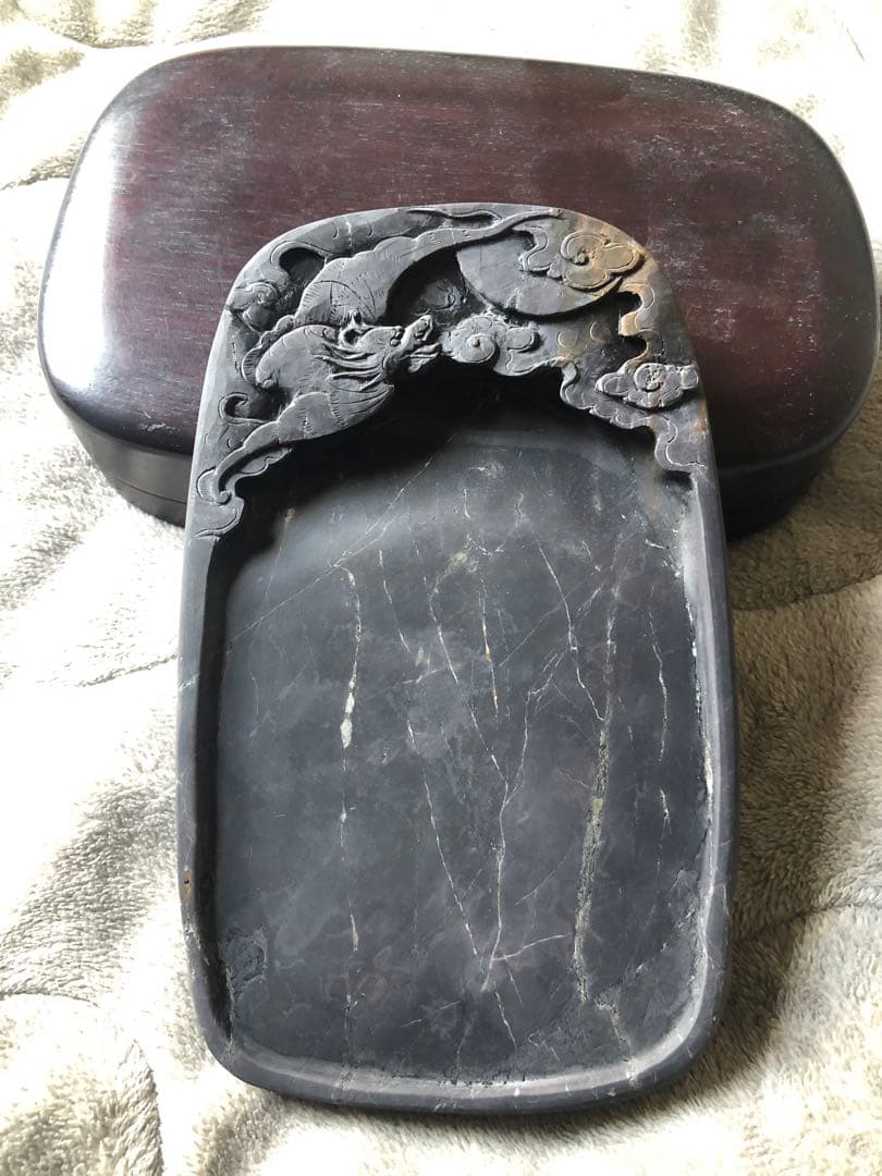 すずり 端溪硯 老坑水岩 大西洞 金綫 金皮 書道用品 端渓硯 文房四寶 端渓硯 老坑 約4吋 104×69×19mm 一点物 すずり : 書道用品 緑風店