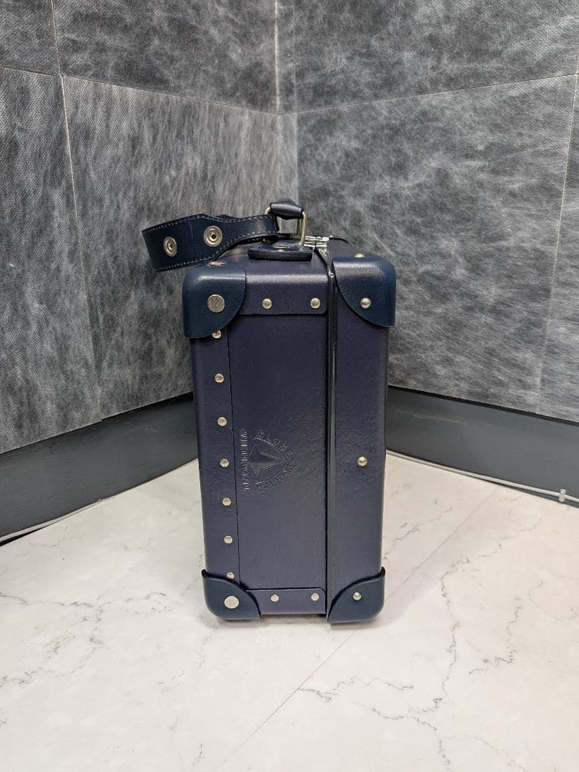 ④グローブトロッター ネイビー スモールアタッシェ - メルカリ