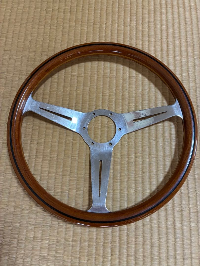 Nardi 3スポーク ステアリングクラシックウッド　36.5 NARDI ナルディ(NARDI) ステアリング クラシック(Classic) ウッド(WOOD