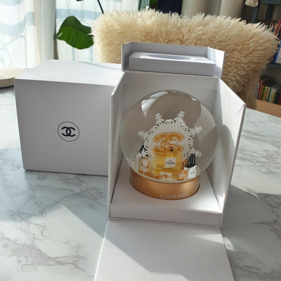 CHANELシャネル スノードーム 2024 正規品 CHANEL（シャネル） スノードーム 2024年顧客限定 ガラス クリア