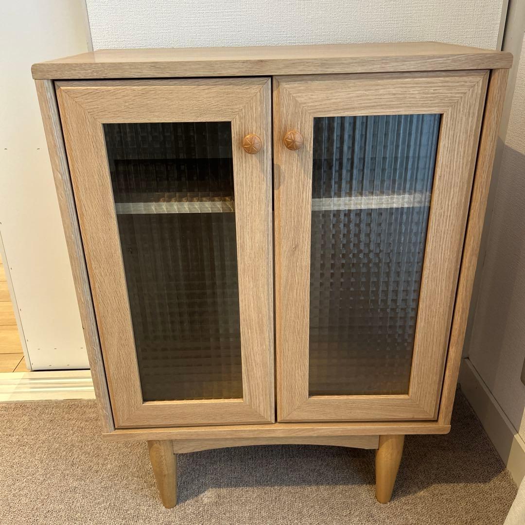 ナチュラルウッド ガラス扉キャビネット　スリム　コンパクト 楽天市場】キャビネット 引き戸 ガラス扉 木製 スリム 薄型 完成品