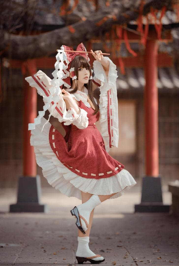 即日出荷 東方Project 博麗霊夢 コスプレ Mサイズ 森森仙 - メルカリ