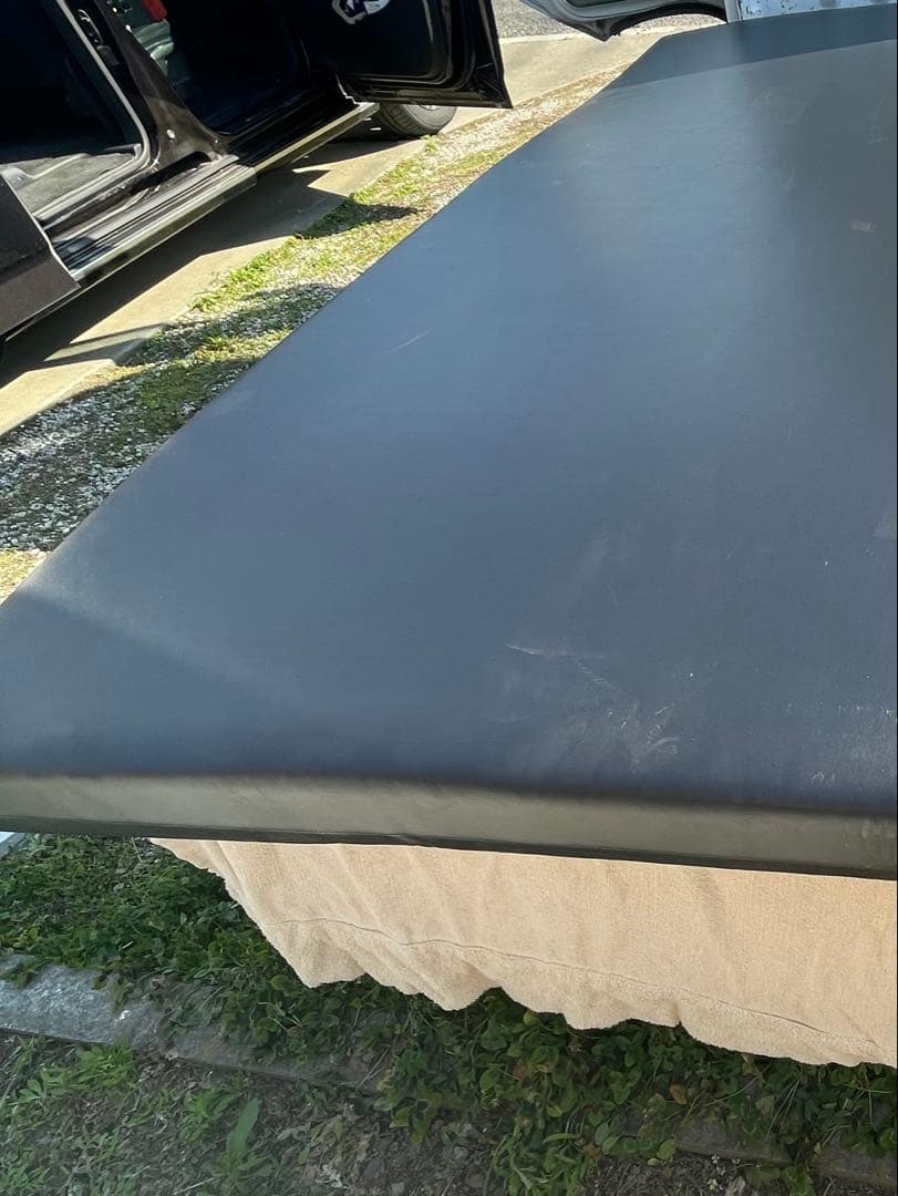 送料込みの為、金額変更！サバイDX セミダブル　厚さ10cm 中古　片面すり傷