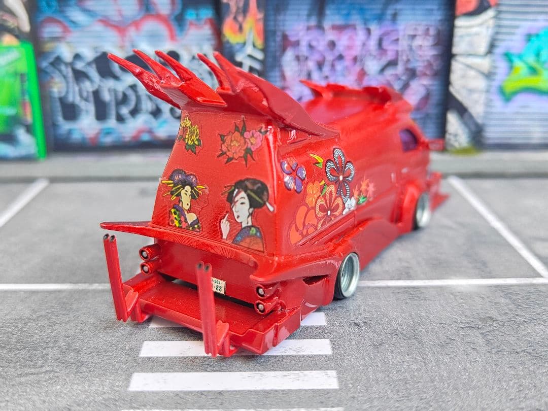 トミカ改造 ハイエース バニング フルエアロ深リム購入者以外いいね