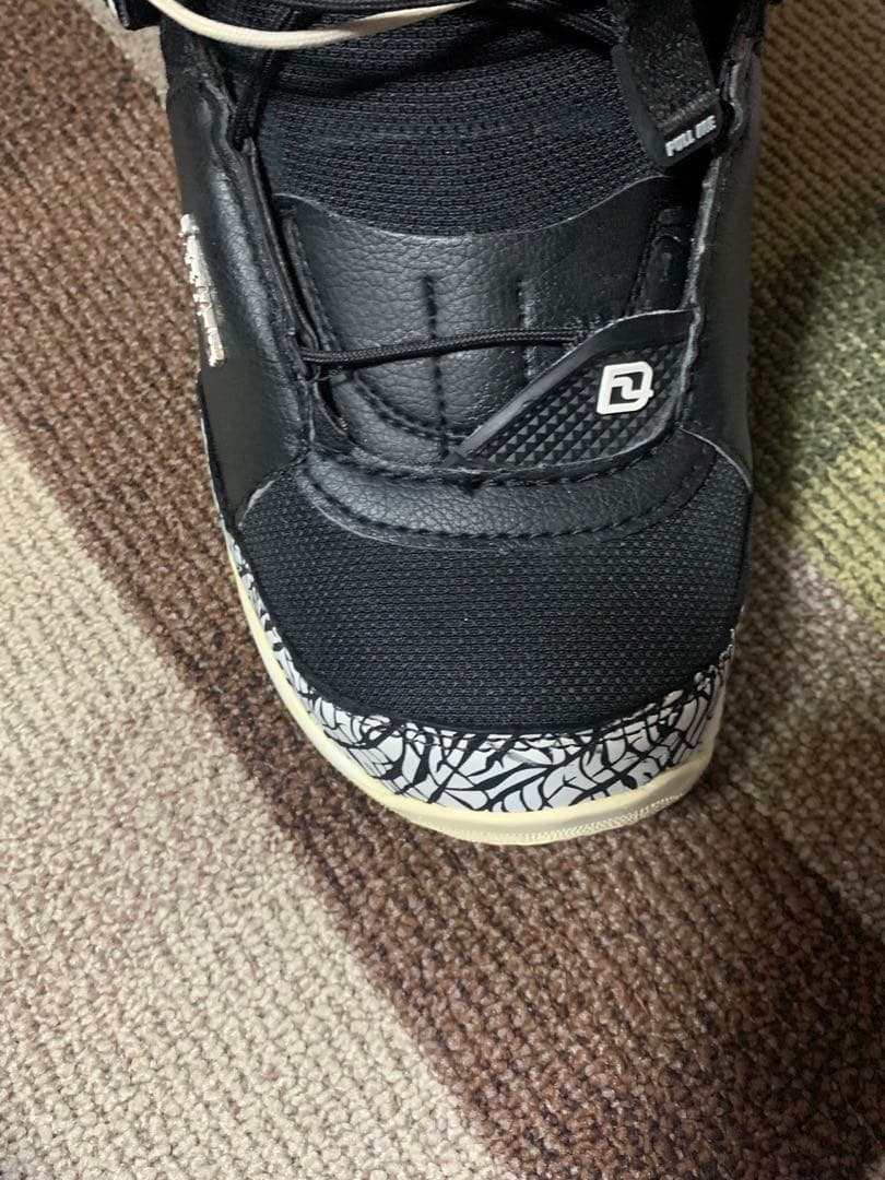 スノーボードブーツ DEELUXE ディーラックス 25.5cm 収納バッグ付き