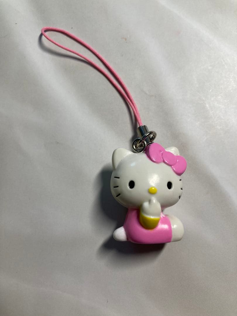 ハローキティ レトロ ストラップ 2005年 - メルカリ