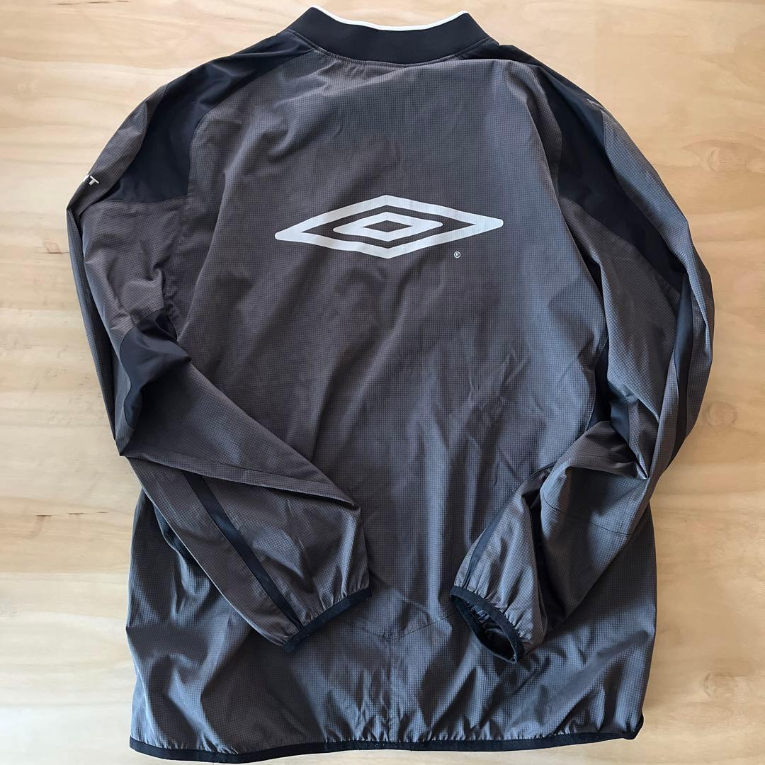 2000s UMBRO ピステ ドリルトップ リアム・ギャラガー - メルカリ