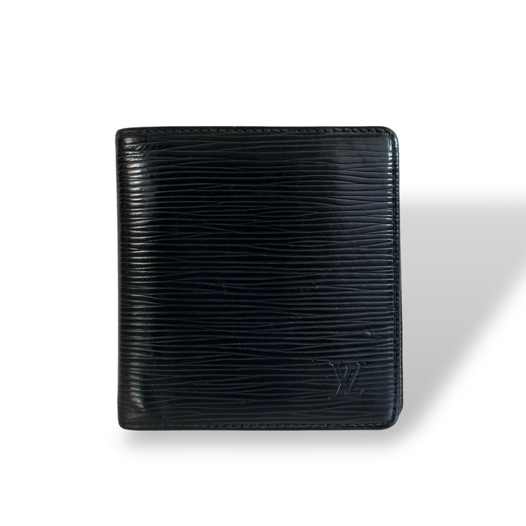 ルイヴィトン　二つ折り財布　お札入れ　ポルトビエ6 カルトクレディ　エピ　ロゴ LOUIS VUITTON（ルイ・ヴィトン） 二つ折り財布 ポルト ビエ・6カルト