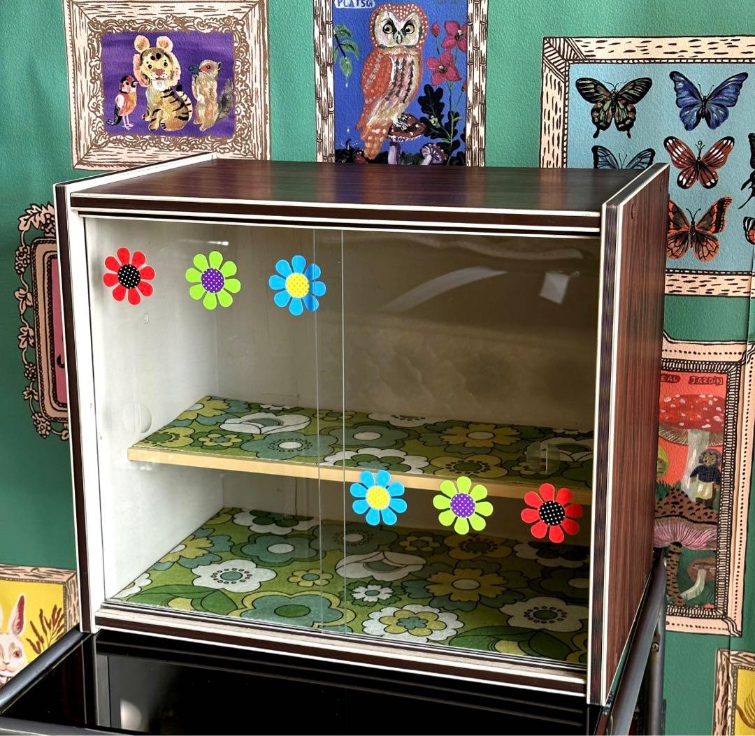 昭和レトロ　食器棚　ショーケース　ガラス戸　飾り棚　レトロポップ Amazon.co.jp: レトロ食器棚飾り棚本棚収納引き戸ガラス扉無垢材