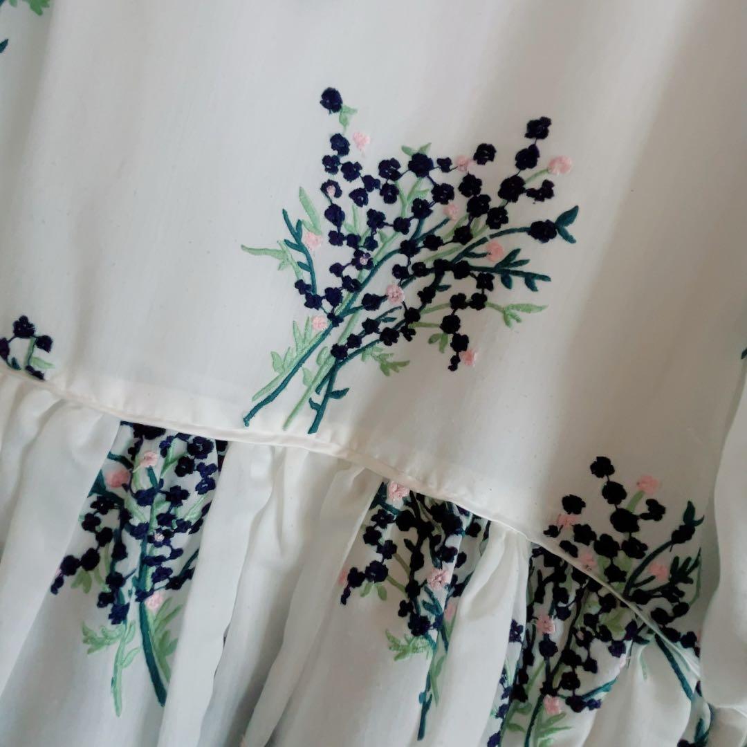 チェスティ☆ カスミソウ刺繍 ブラウス - メルカリ