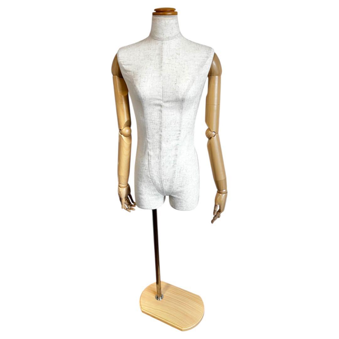 【美品】トルソー マネキン 女性 可動式アーム 指稼働 撮影 店舗什器 楽天市場】トルソー マネキン レディース 腕付き 9号 麻 木目調 可動式