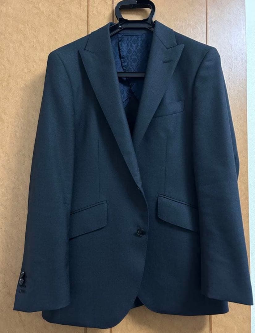 高級GUABELLO生地 極美品】 スーツ価格15 3PオーダースーツA5