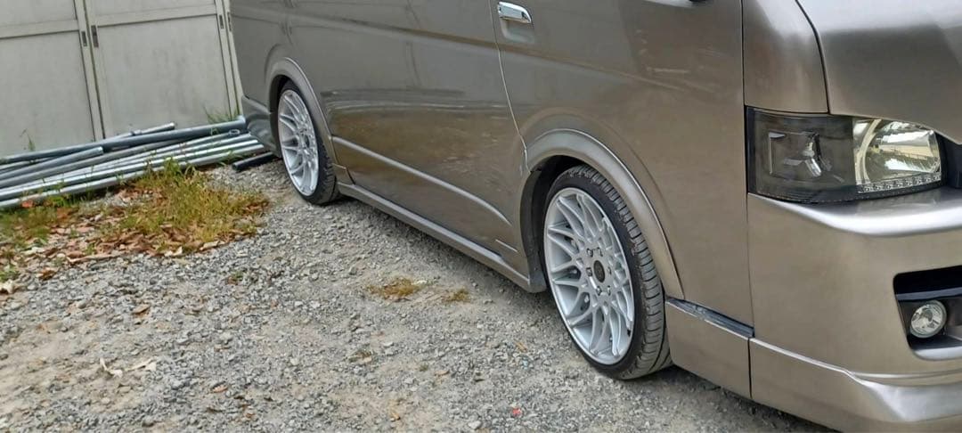 D-3さん専用）200系ハイエース 20インチ T-Style