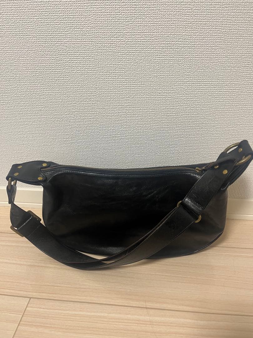 OPUS INCEPTION ホースハイド　バナナバッグ インセプション INCEPTION(インセプション) ホースハイドバナナバッグ - SPURS(スパーズ)