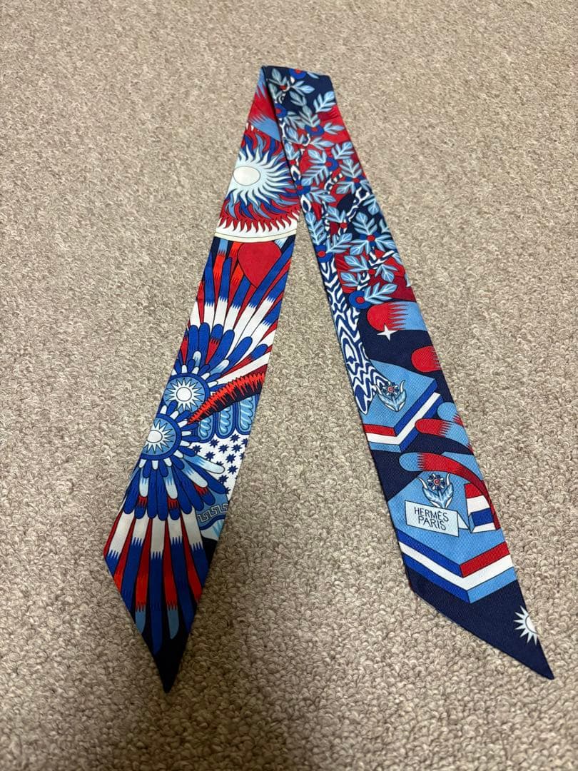 エルメス☆ツイリー☆ペガサスの源泉 ネイビー - メルカリ