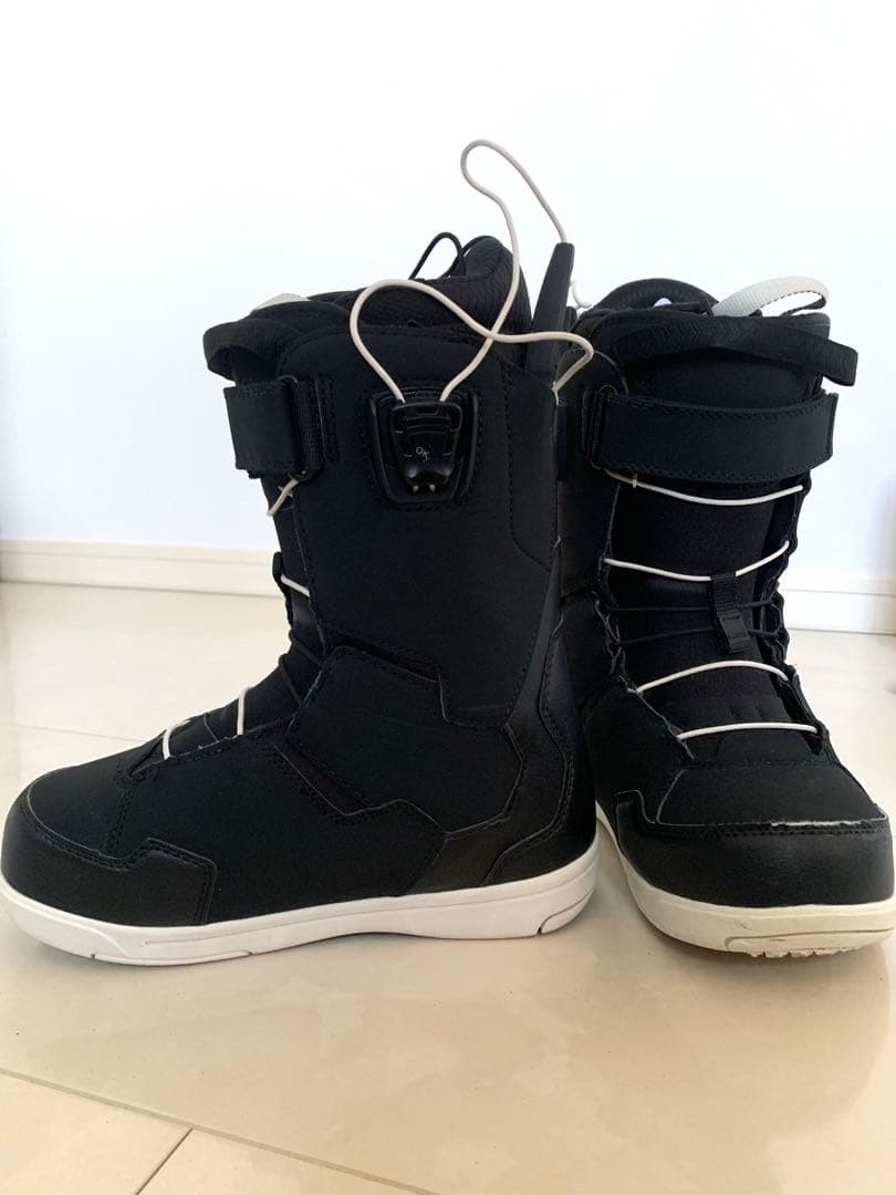 Deeluxe Team ID LARA 23.5cm 熱成形スノーボードブーツ