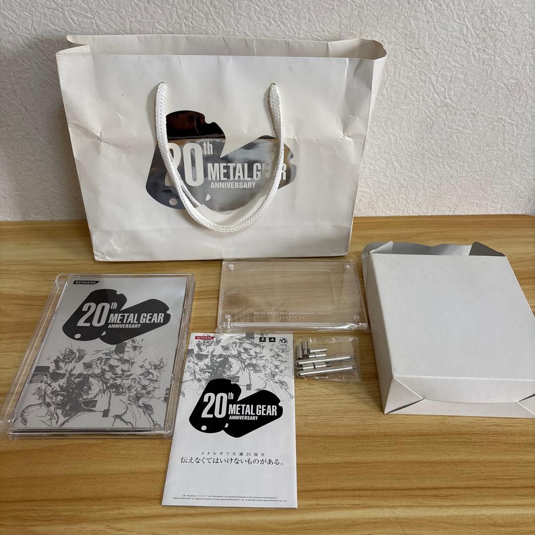 非売品　レア　メタルギア20周年　パーティ　記念品　l gear Yahoo!オークション -「メタルギア コレクション 20」の落札相場・落札価格