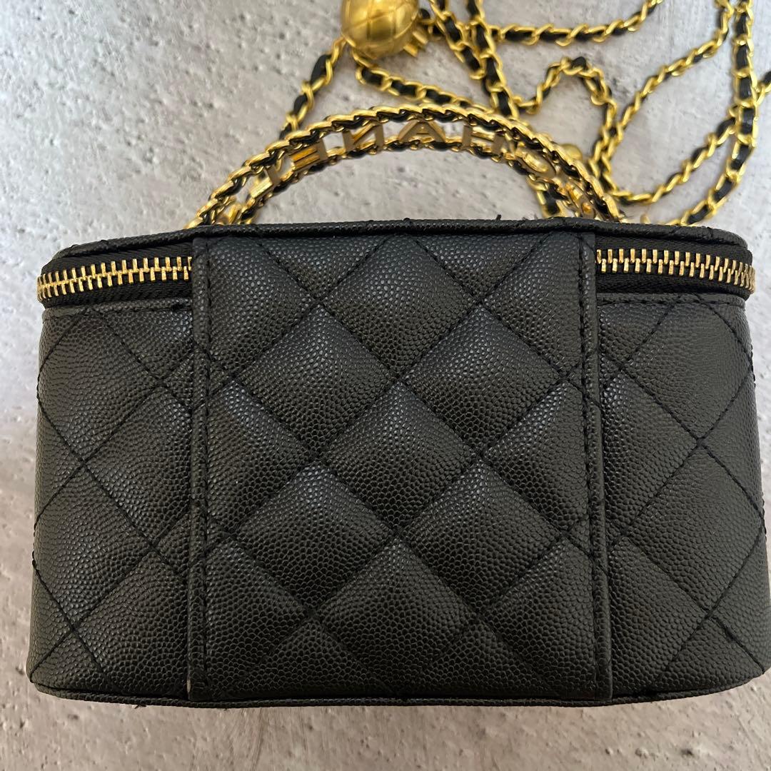 シャネルボールチェーンショルダーバニティバッグ ノベルティ - メルカリ