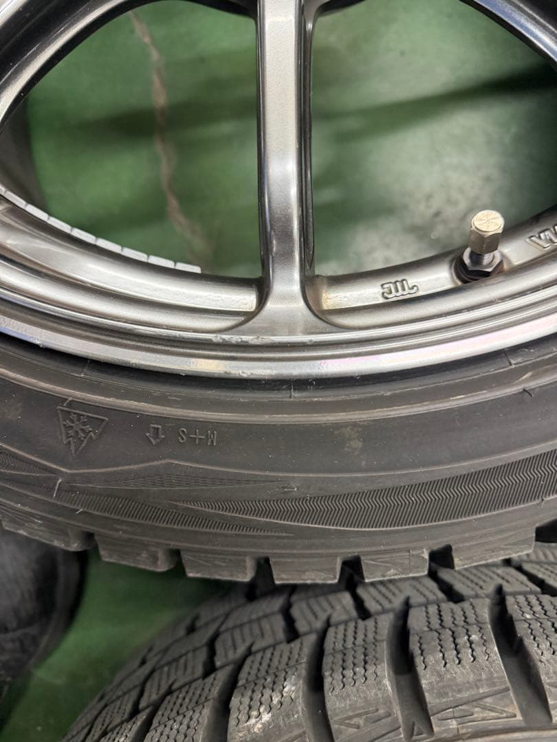 アドバンレーシング　 RS3 18インチ　9.5j 86 BRZ