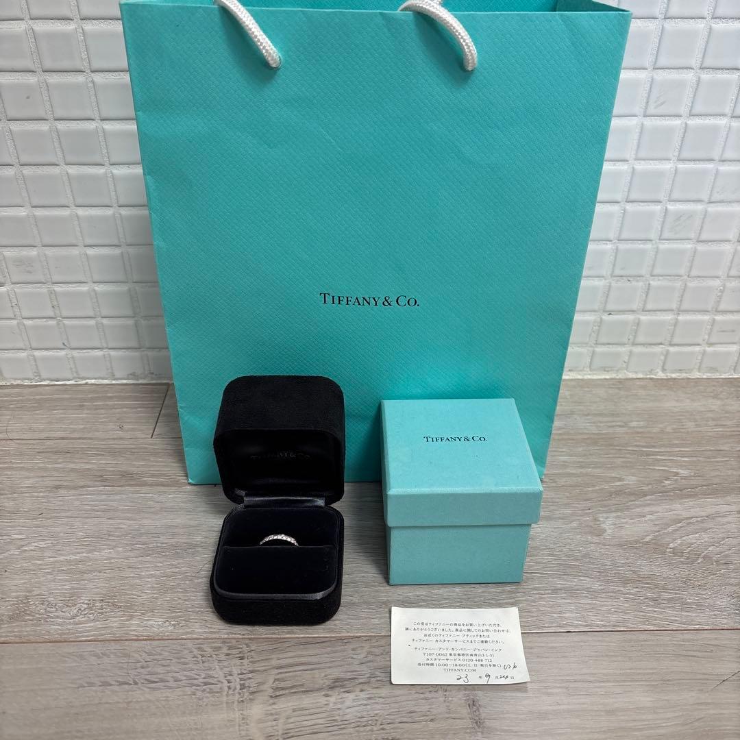 ティファニー Pt950 プリンセスカット ハーフエタニティダイアモンド