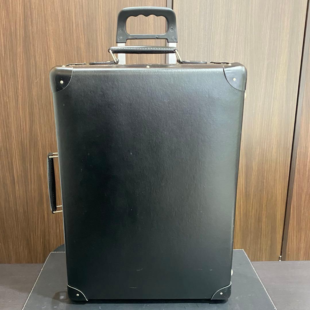 1回　グローブトロッター　オリジナル キャリーオン 30L　機内持込 オリジナル · キャリーオン | ネイビー | スーツケース | 英国製スーツ