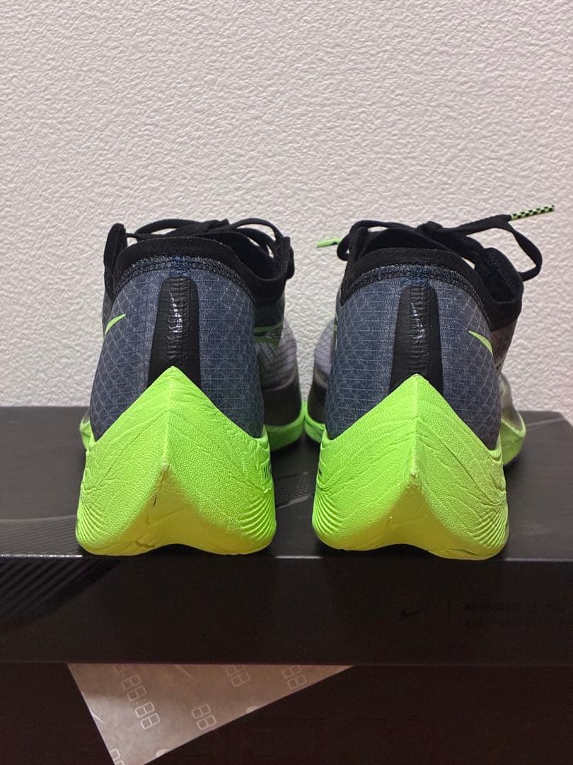NIKE ヴェイパーフライネクスト% 27.0cm