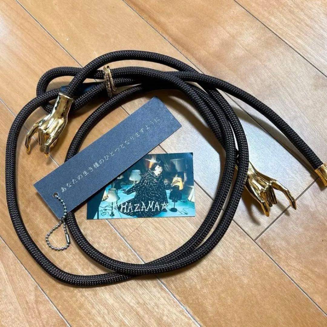 hazama 惹きずり込まれる運命のスマホストラップ - メルカリ