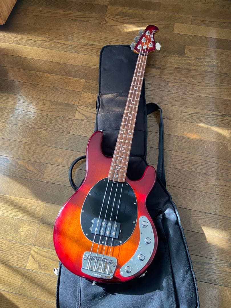 MUSICMAN StingRay 2012 Limited Edition - メルカリ