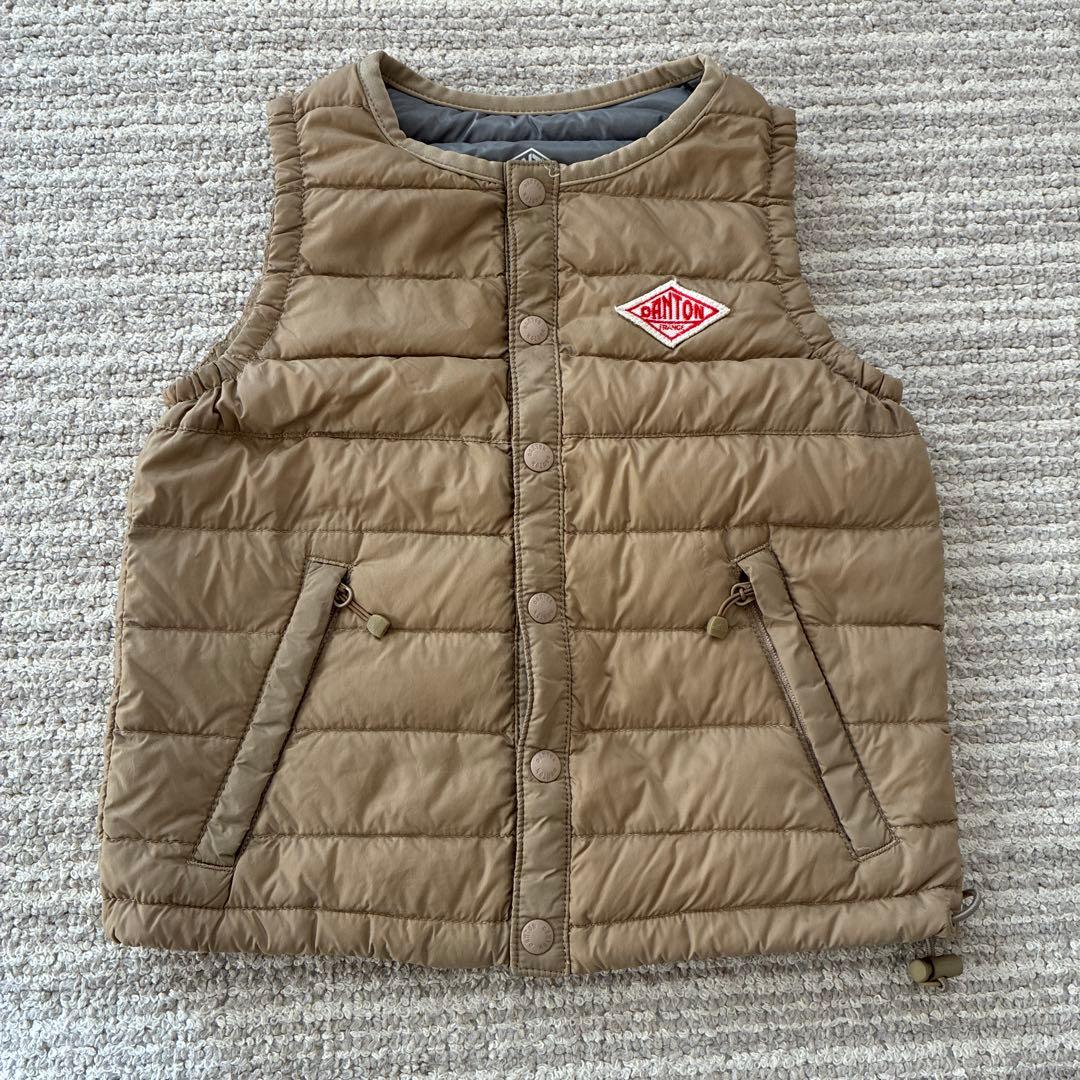 美品】DANTON ダウンベスト S ベージュ - メルカリ