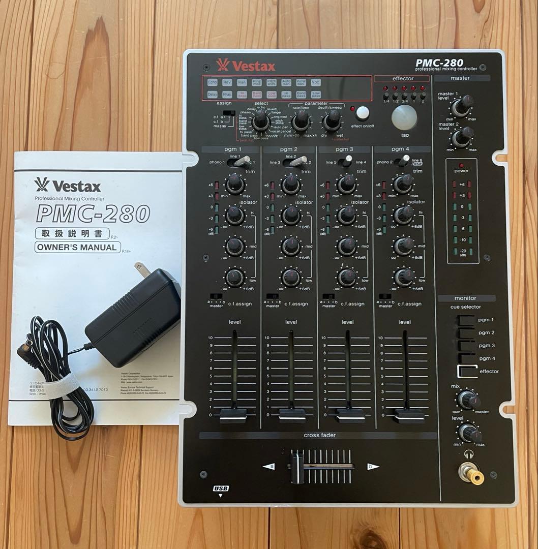 Vestax PMC-280 DJミキサー 4チャンネル 通電 音出OK Vestax PMC-280 DJミキサー 4チャンネル 通電 音出OK Vestax PMC-280