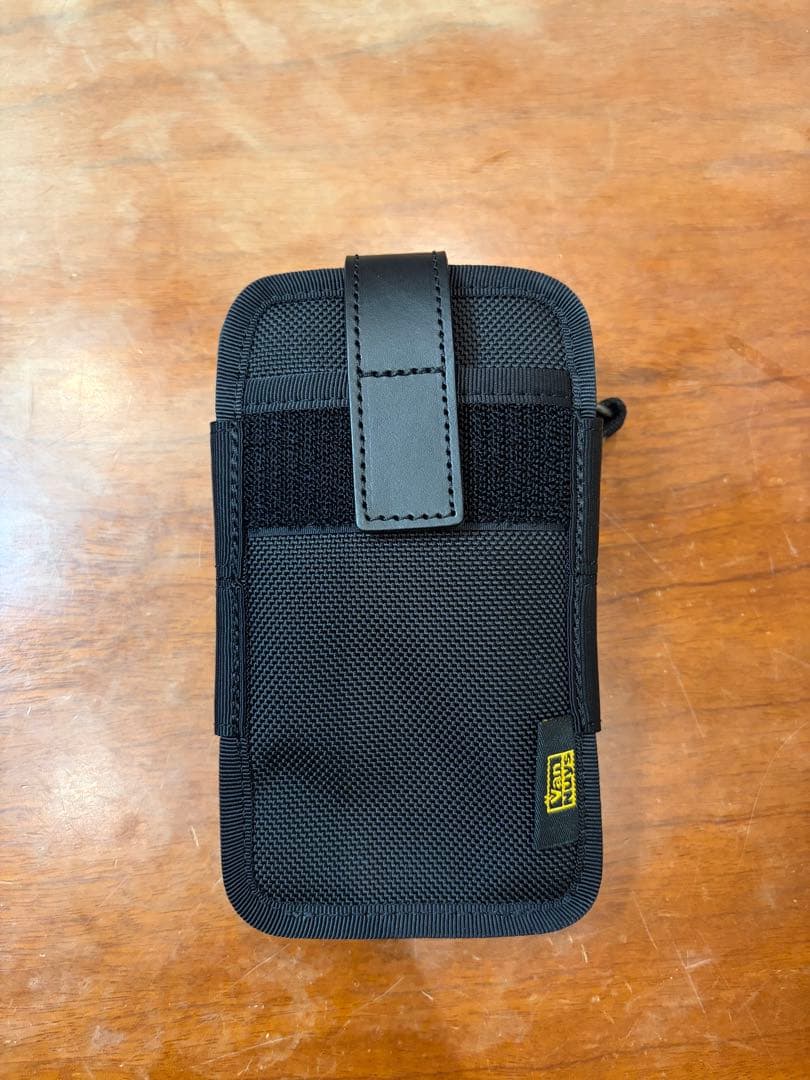 バンナイズ 縦型キャリングケース 新品未使用 iPhone15ProMax他対応 E111：iPhone16 Pro Max／iPhone15 Pro Max／iPhone14 Pro Max／Xperia