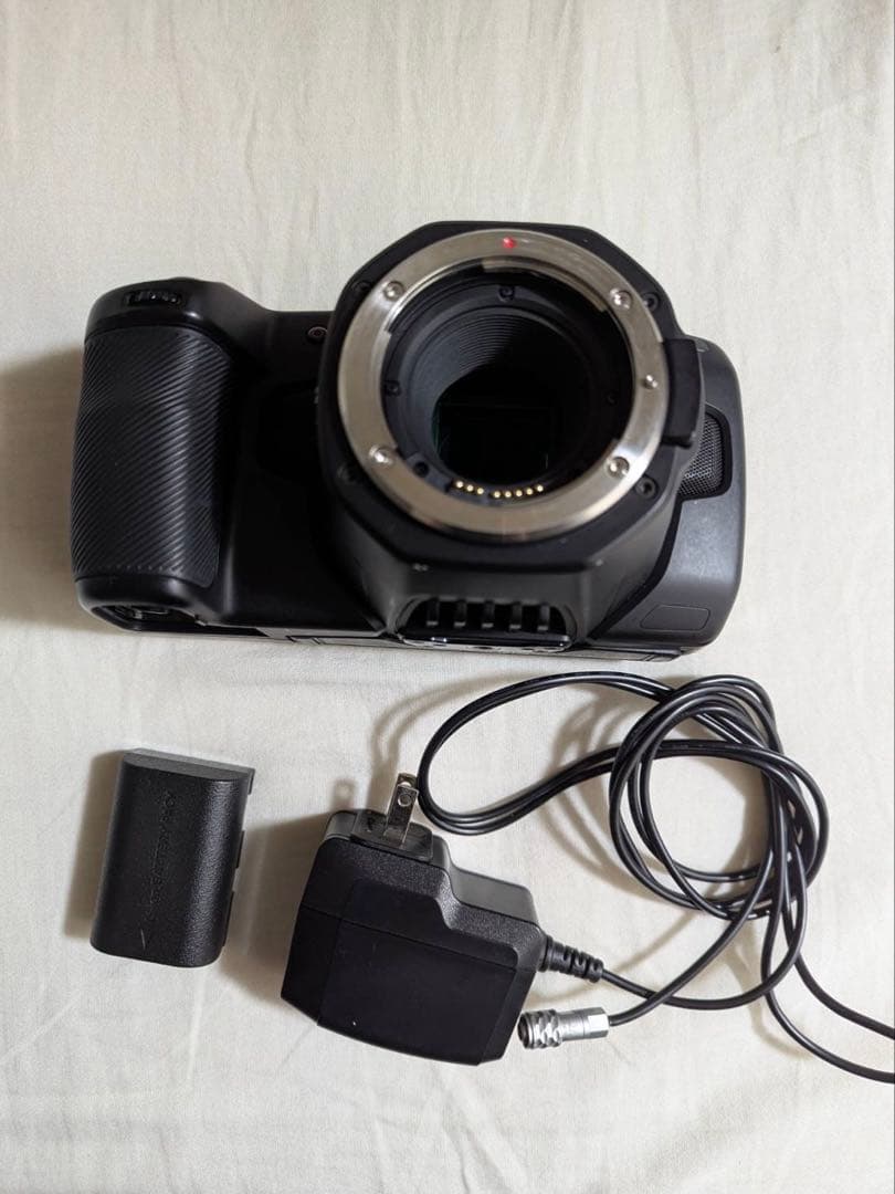 Blackmagic Pocket Cinema Camera 6K 本体 Amazon.com : Blackmagic Design Pocket Cinema Camera 6K Pro