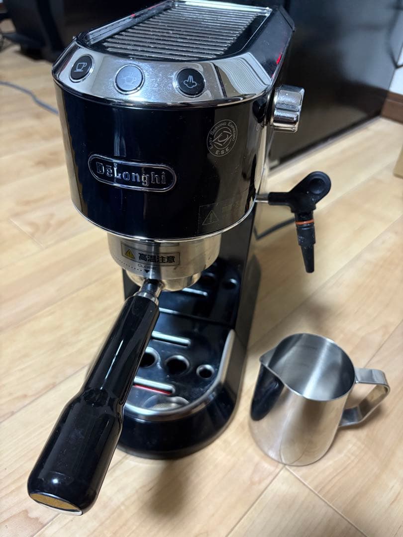 依頼主専用DeLonghi エスプレッソマシン 黒 ヨドバシ.com - デロンギ De'Longhi エスプレッソマシン STILOSA