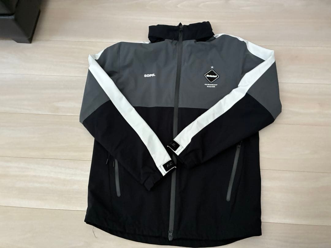 F.C. Real Bristol ナイロンジャケット FCRB-178000 - メルカリ