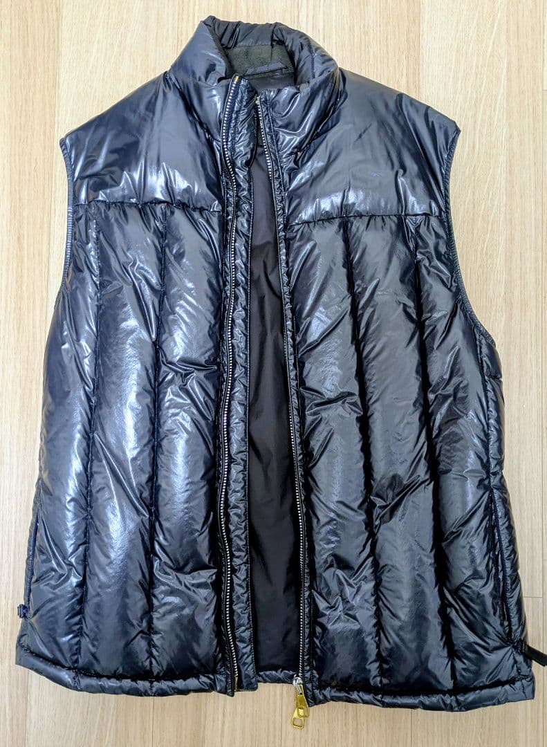 ダンヒル　dunhill ダウンベスト　ネイビー 4110225F0008_x1_a001.jpg