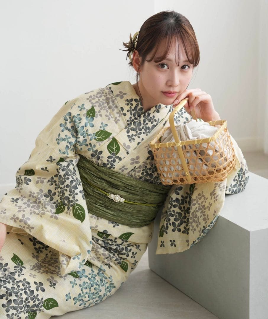 utatane 浴衣3点セット 花柄 あじさい 楽天市場】【30％OFF】【utatane 綿麻 高級変わり織 浴衣3点セット 先