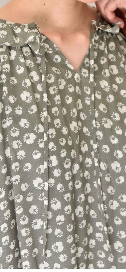 ハグオーワー クロス&クロス 果実プリント.ティアードドレス 雅姫 さん