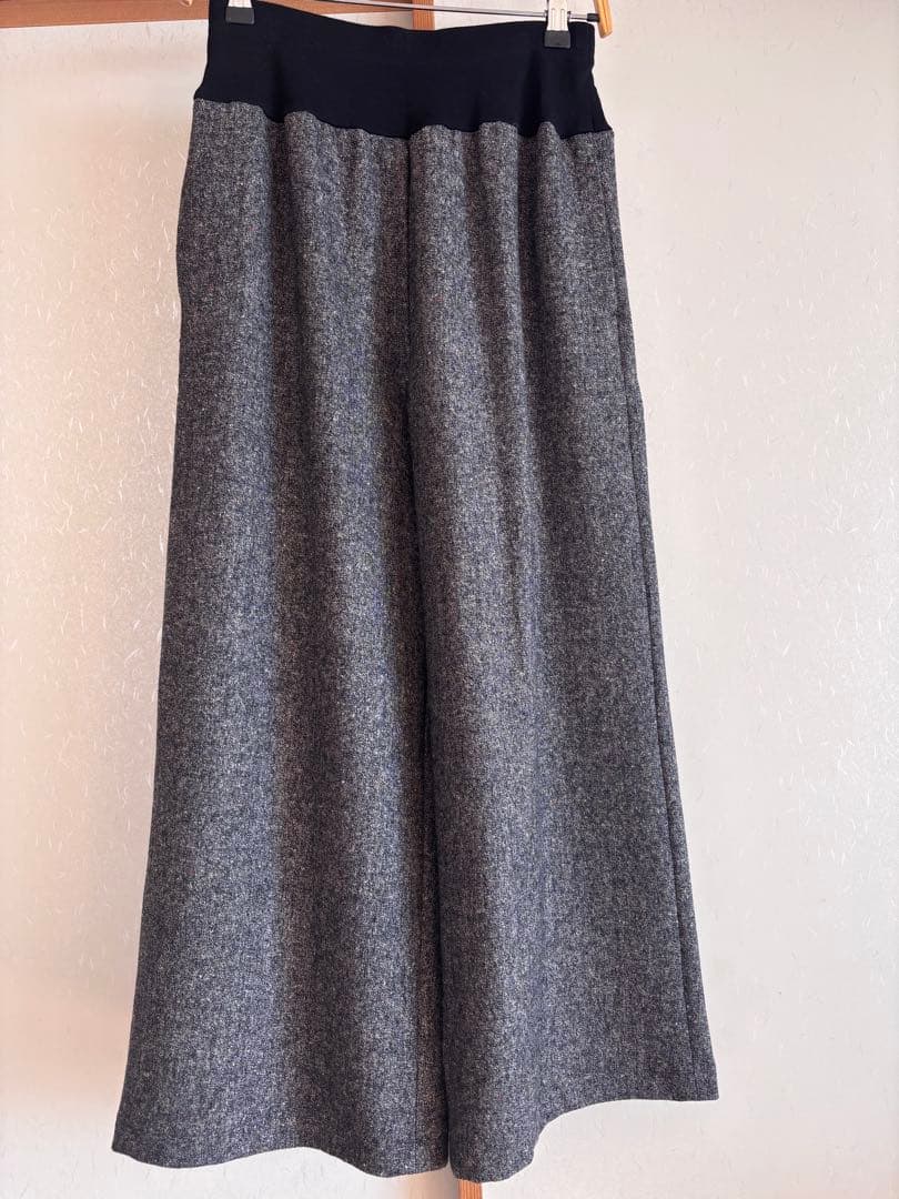 未使用近　ビアズリー ウエストリブネップツイードパンツ 1号　ブラック BEARDSLEY（ビアズリー） パンツ ウエストリブネップツイードパンツ